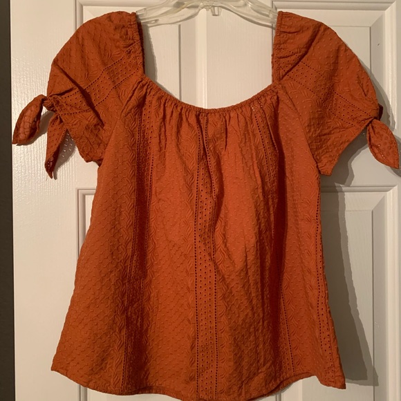 Women’s Medium shirt - Picture 5 of 7